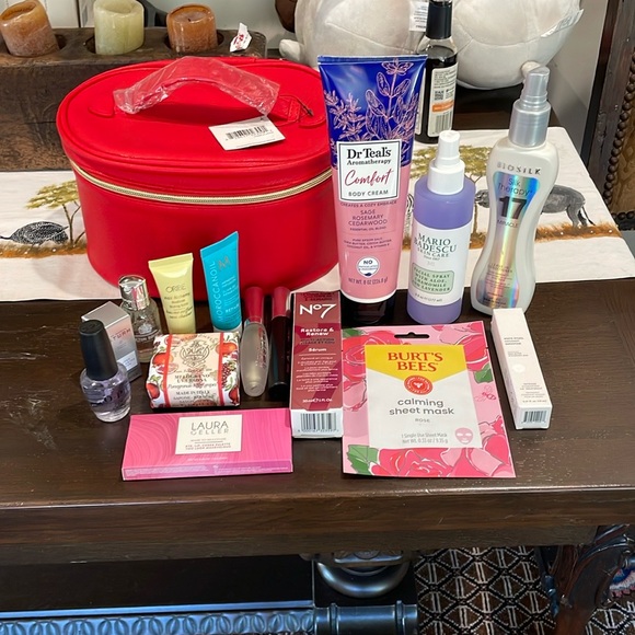 🌟🌟HOST PICK🌟🌟Red Cosmetic Travel Case with Assorted Beauty Products